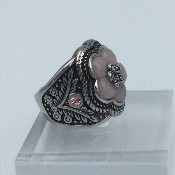 Sz 8 Genuine Carved Rose Quartz Flower Ring - Picture 2 of 6